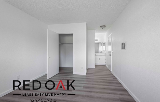 10285 TUJUNGA CYN BLVD