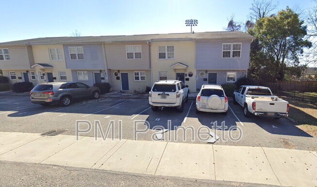 227 S MARION ST