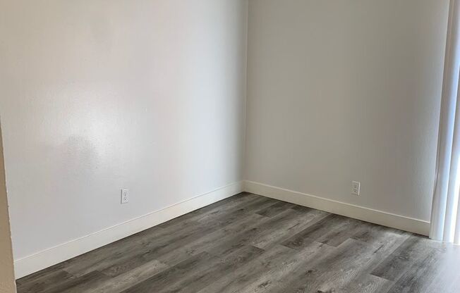 Modernized 2BD Apartments
