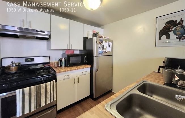 1050 W Dickens Avenue