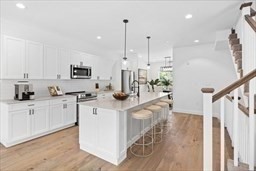 3 beds, 3.5 baths, 2,615 sqft, $5,250, Unit 5