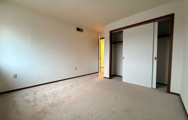 Wingra West Apartments