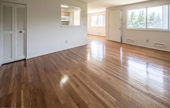 1 bed, 1 bath, 650 sqft, $1,375, Unit 2711A-2A