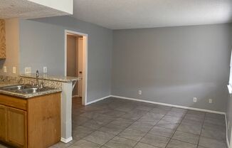 1 bed, 1 bath, 633 sqft, $675, Unit Apt 4