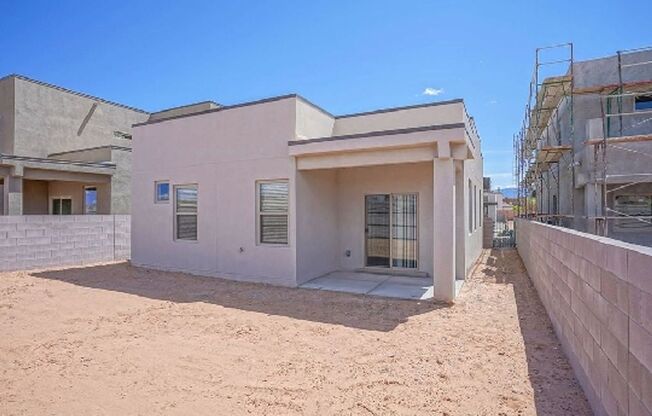 Modern & Elegant 3 Bedroom, 2 Bathroom, 2 Car Garage and 1,419 Sq Ft. Home in Rio Rancho.