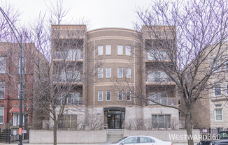 1928 N KEDZIE