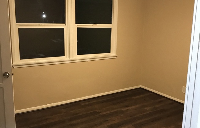 YRC PROPERTIES LLC