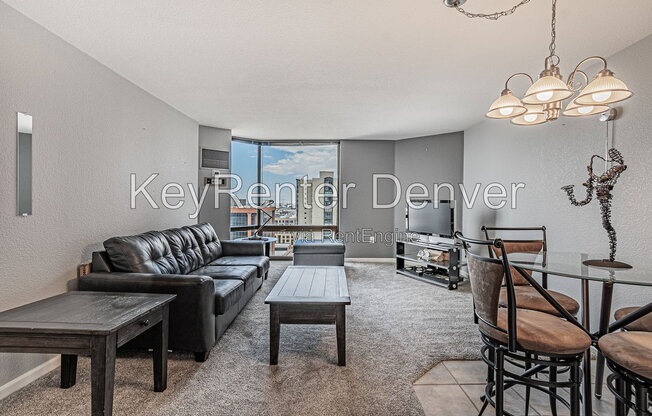1 bed, 1 bath, 731 sqft, $1,600, Unit Apt 2106