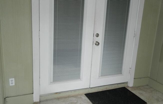 Altamonte Springs 2-1 Condo