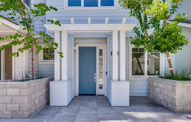 Brand New 2 Story, 3 Bed, 3 Bath Townhome Located in the Heart of Mountain View!
