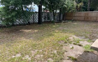 1405 College Park Lane