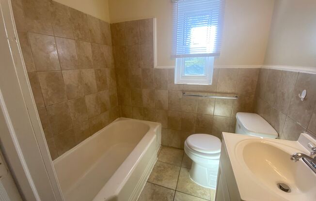 1 bed, 1 bath, $975, Unit 2632B