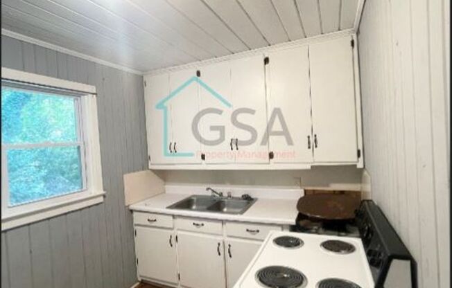 1 bed, 1 bath, $750, Unit 205 Sumter St B