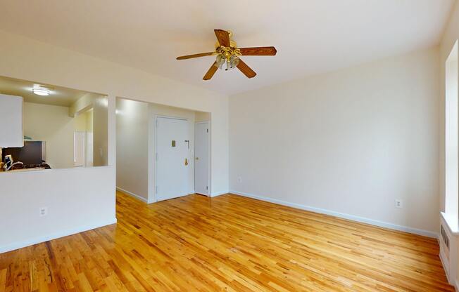 262 W 132 ST