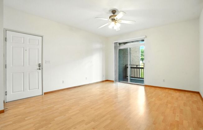 1 bed, 1 bath, 679 sqft, $1,335, Unit 2920