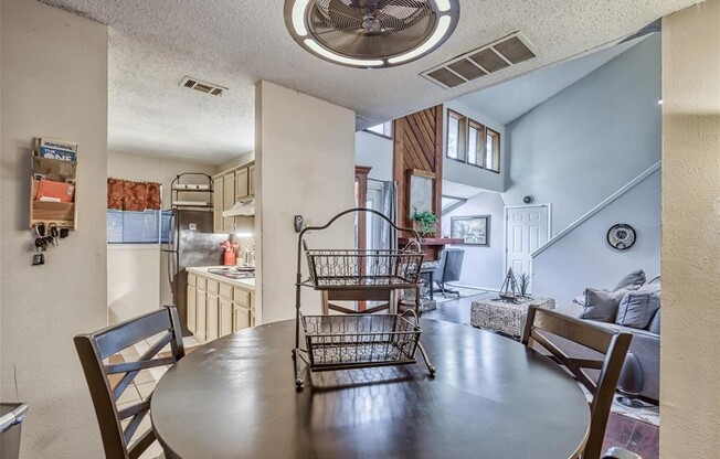 9600 Royal Lane