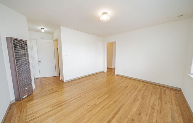 1811 6th Avenue