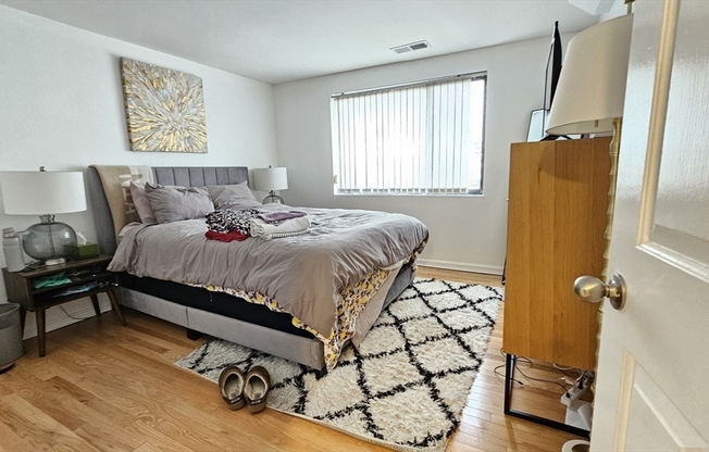 2 beds, 2 baths, 1,098 sqft, $3,100, Unit 416