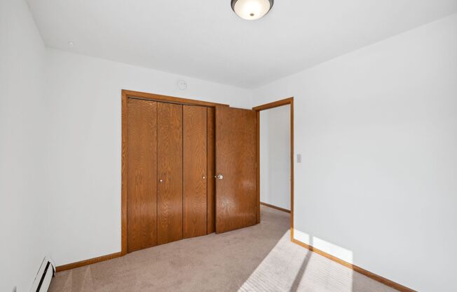 2 beds, 1 bath, 1,000 sqft, $1,400, Unit 1430-306