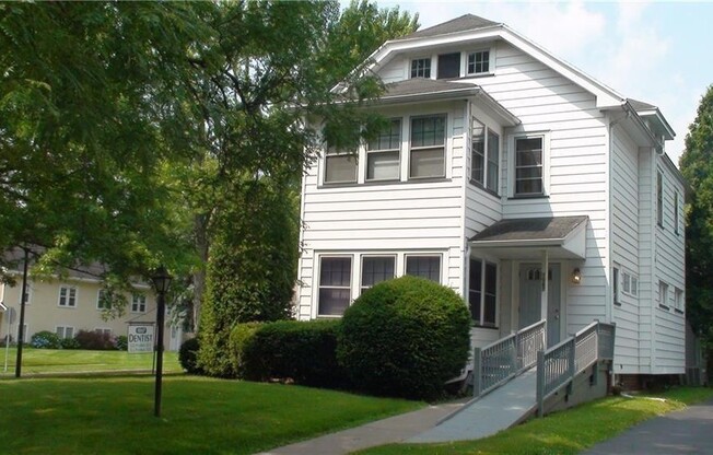 1067 North Winton Road