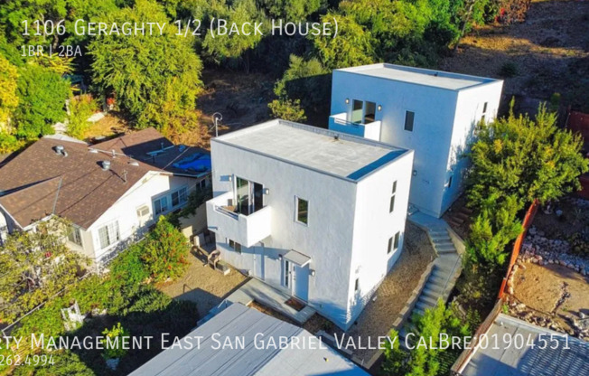 1106 GERAGHTY 1/2 BACK HOUSE