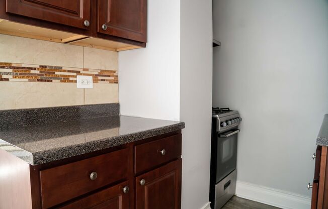 Studio, 1 bath, 250 sqft, $1,025, Unit 4070-212
