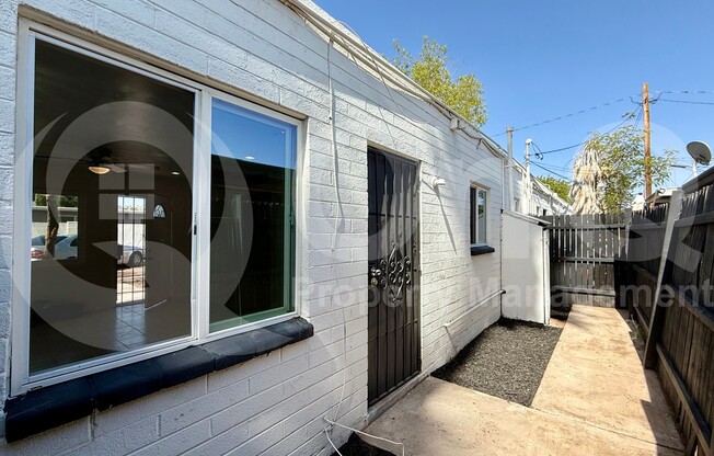 609 S BELLVIEW