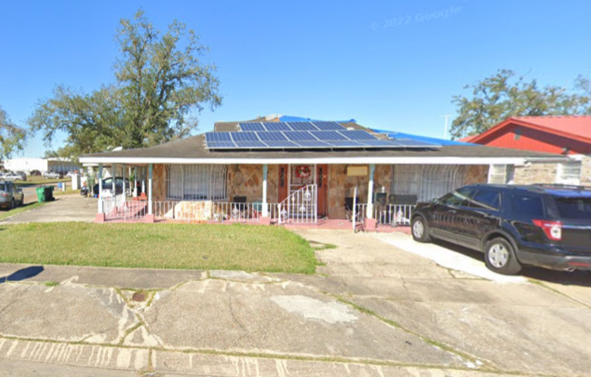 1728 EUNICE DR