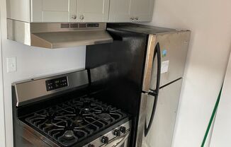 1 bed, 1 bath, $1,400, Unit 3251 - Unit 3A