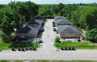 2-bedroom, 1-bath duplex Sunnyside Duplexes