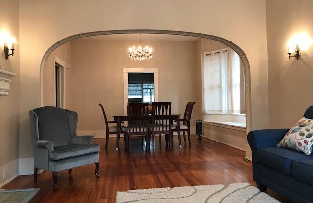 2 beds, 2 baths, 1,200 sqft, $1,500
