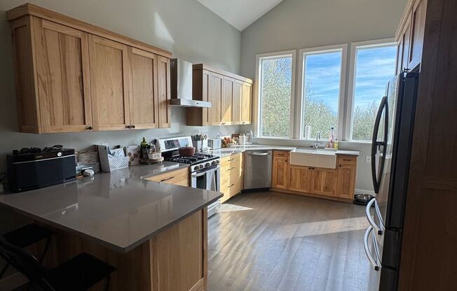 Beautiful Lehi home for rent!