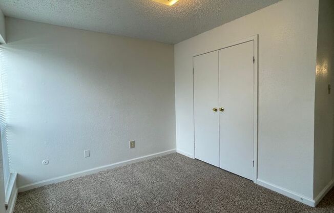 2 beds, 2 baths, 902 sqft, $1,099, Unit 125