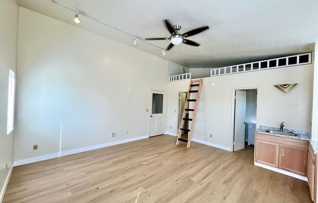 Upstairs Spacious ADU Studio with Loft and Walk-In Closet. All utilities included!