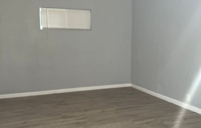 1 bed, 1 bath, 450 sqft, $2,250