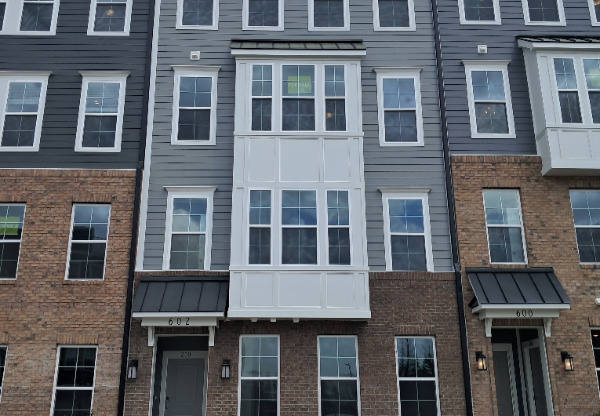 602 MARKET GRV DR
