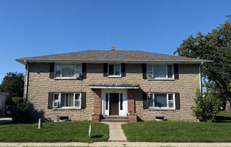 111 Andrew Avenue - 4