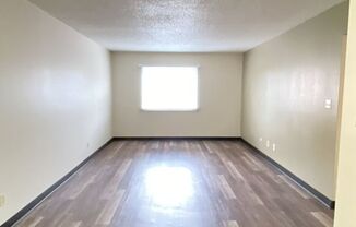 1 bed, 1 bath, 575 sqft, $997, Unit 3-40