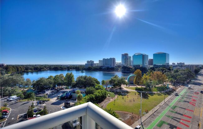 1 bed, 1.5 baths, $2,300, Unit # 1421