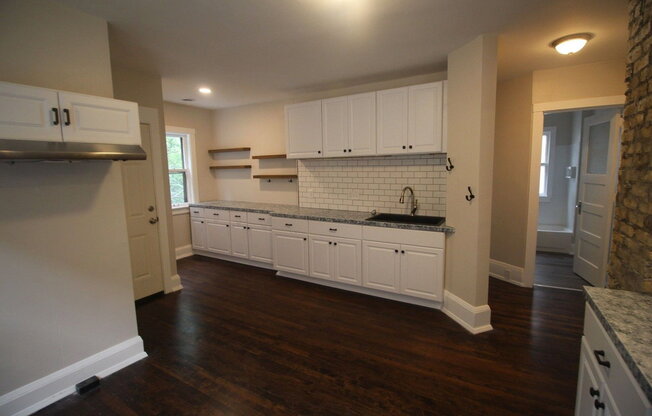 2161 N 48 ST