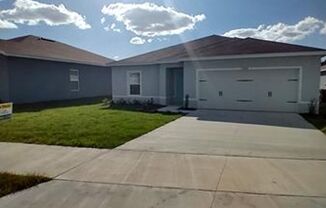 4 Bedroom 2 Bathroom, Community pool