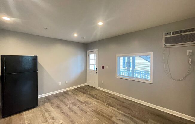 2 beds, 1 bath, 475 sqft, $1,595, Unit 3