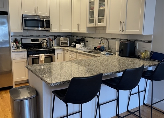 387 West Broadway 4