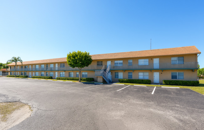 806 9th St West Palm Beach, FL 33403