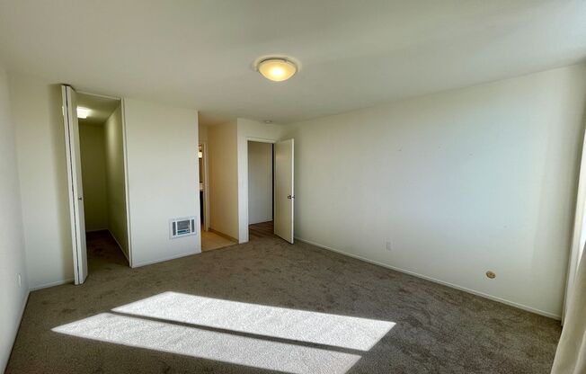 2 beds, 1.5 baths, 900 sqft, $2,975, Unit Unit 306