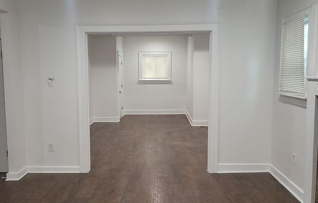 $1,700 - Spacious 3 Bedroom 2.5 bath in North End