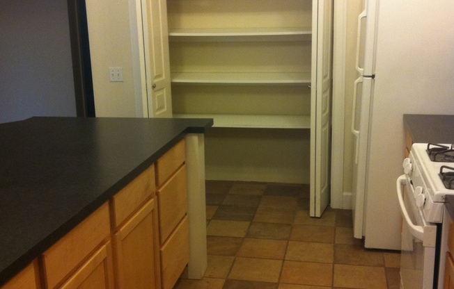 2 beds, 2 baths, 1,518 sqft, $3,295, Unit 101