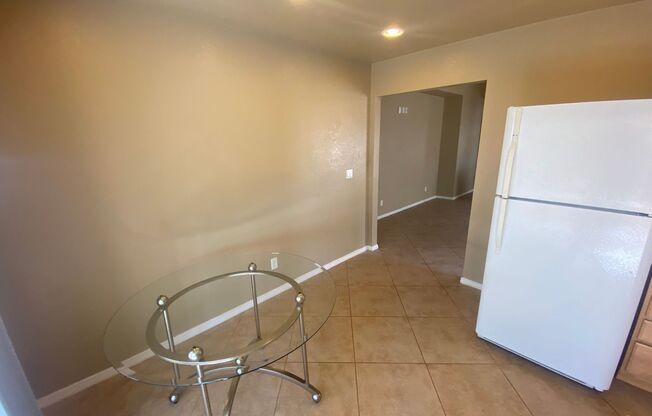 Silverado Ranch Area: Delightful single story 3 bed/2 bath home with tile flooring throughout!