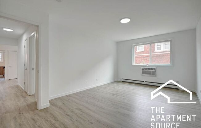 2 beds, 1.5 baths, $2,265, Unit 3H