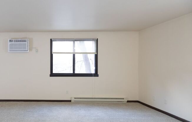 Courtyard Apartments, LLC.
